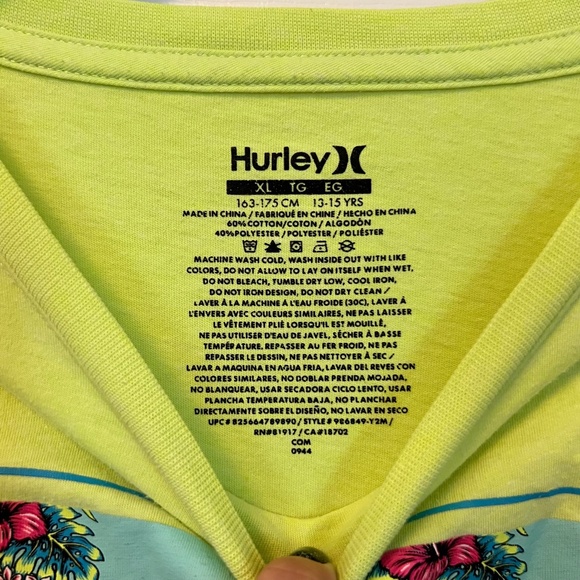 Bundle of 7 Boys Graphic T-Shirts Nike, Hurley, Quicksilver, Cotton & Co L-XL - Picture 3 of 13